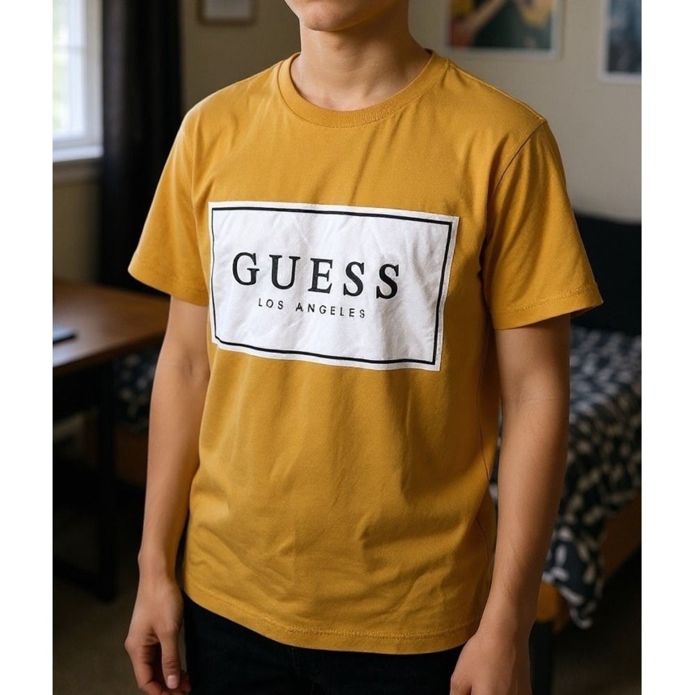 GUESS Kids Logo T-Shirt Golden Yellow Crew Neck Short Sleeve NWOT Large XL